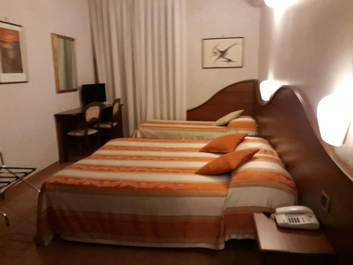 Hotel Cavour Verona Exterior foto