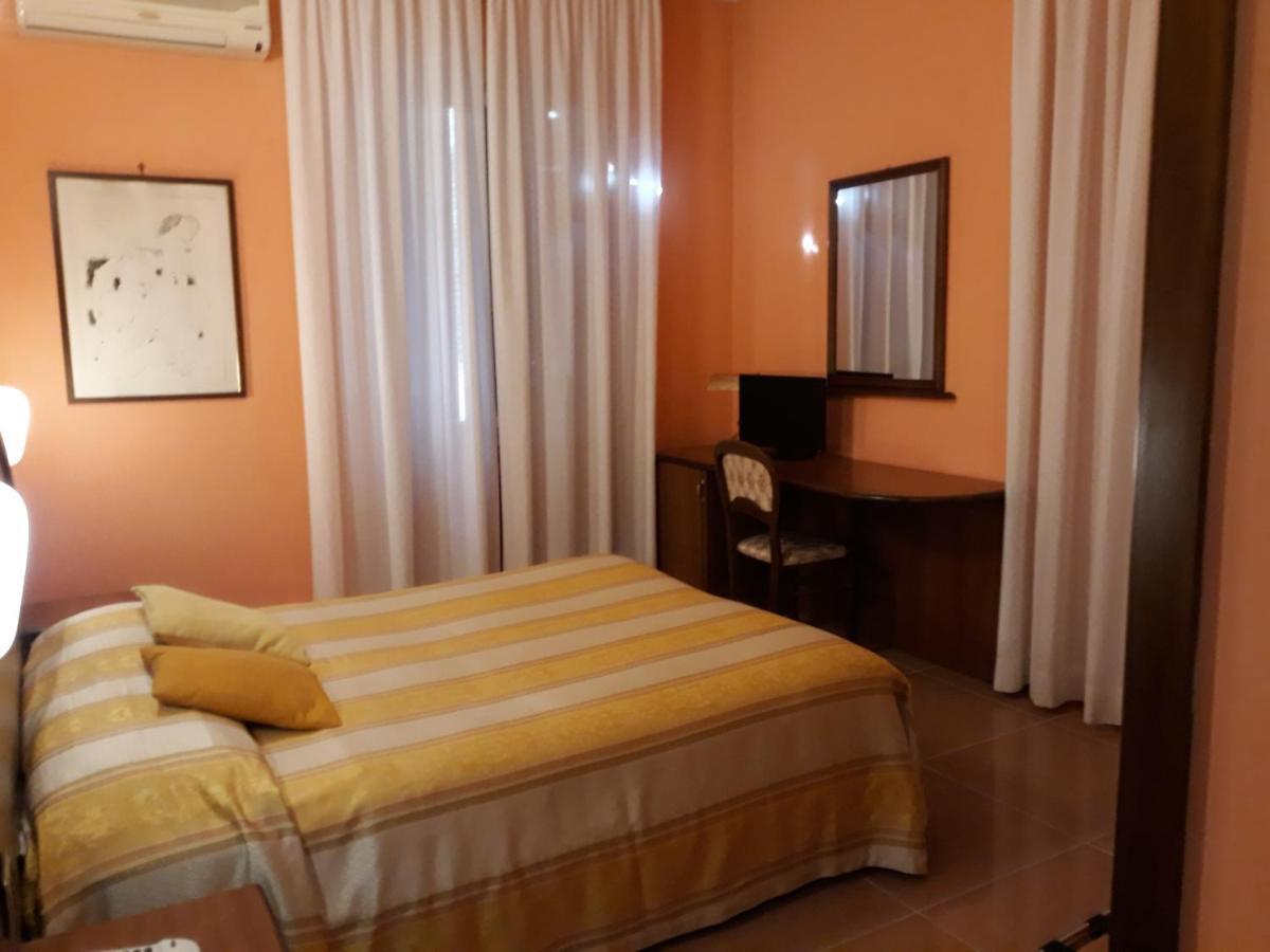 Hotel Cavour Verona Exterior foto